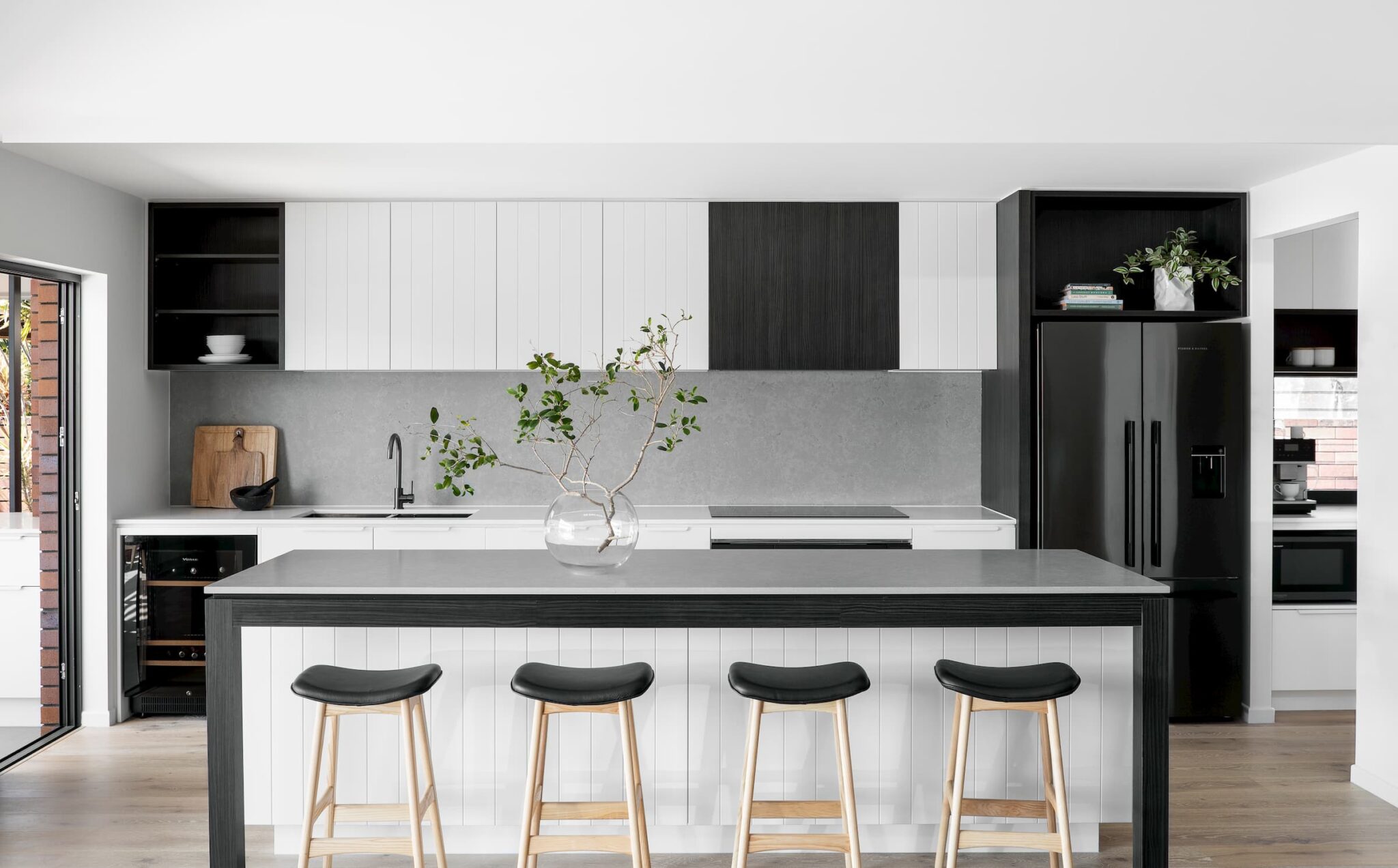 The Top 5 Kitchen Design Layouts | Caesarstone Australia